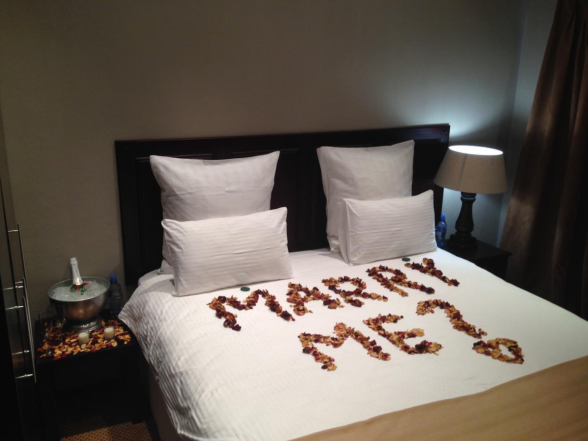 Woodridge Palms Boutique Hotel Swartruggens ภายนอก รูปภาพ